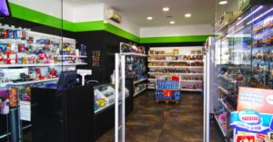 Tienda de los Restaurantes Mauros en la Font de la Figuera